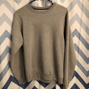 Grey crewneck